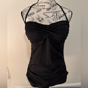 NEW & NEVER WORN. Black Ruched Halter Tankini detachable straps, tummy control